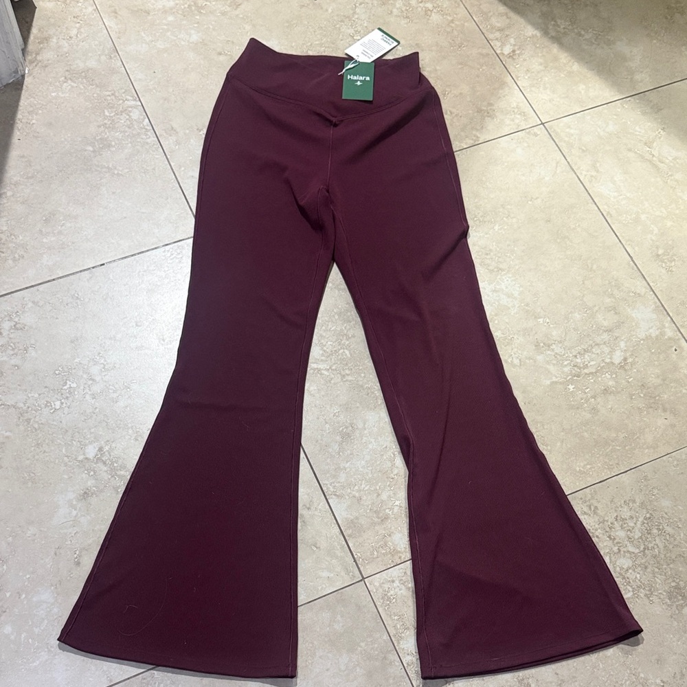 HALARA Women's Flare Leggings - Burgundy